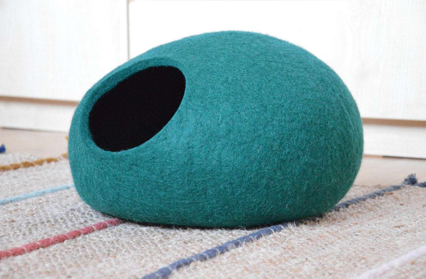 Emerald Green Cat Bed - Luxury Pet Cave - Home Soul