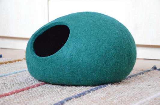 Emerald Green Cat Bed - Luxury Pet Cave - Home Soul