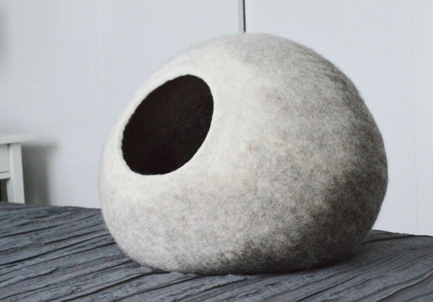 Premium Bubble Cat House - Ombre Wool Pet Bed - Home Soul