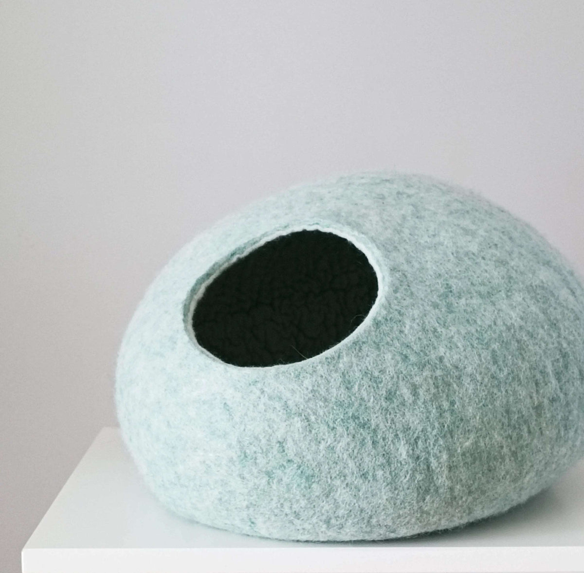 Mint Cat Cave - Eco-Friendly Pet Bed - Home Soul