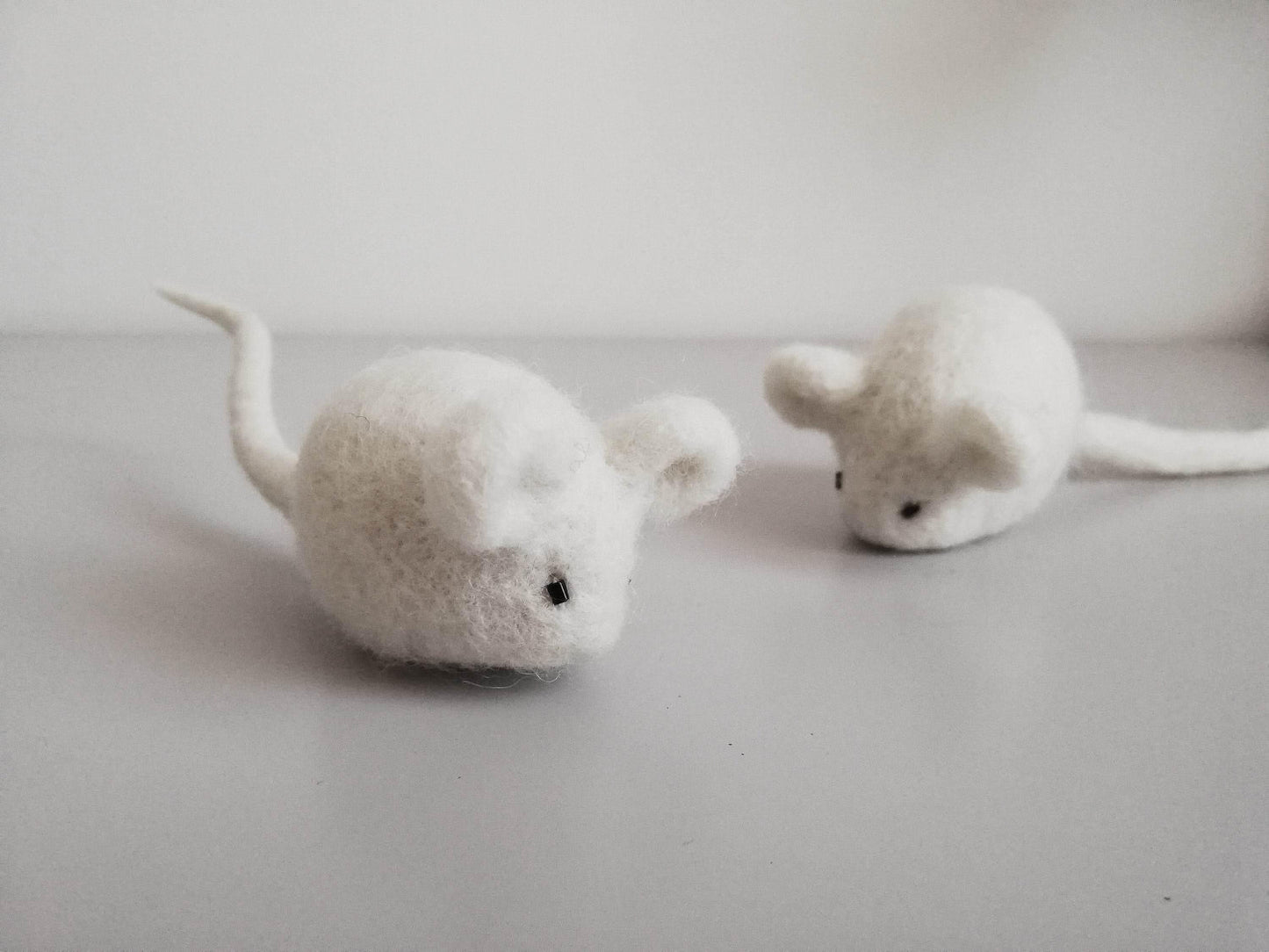 Handfelted Cat Toy Mouse - Interactive Kitten Toy - Home Soul