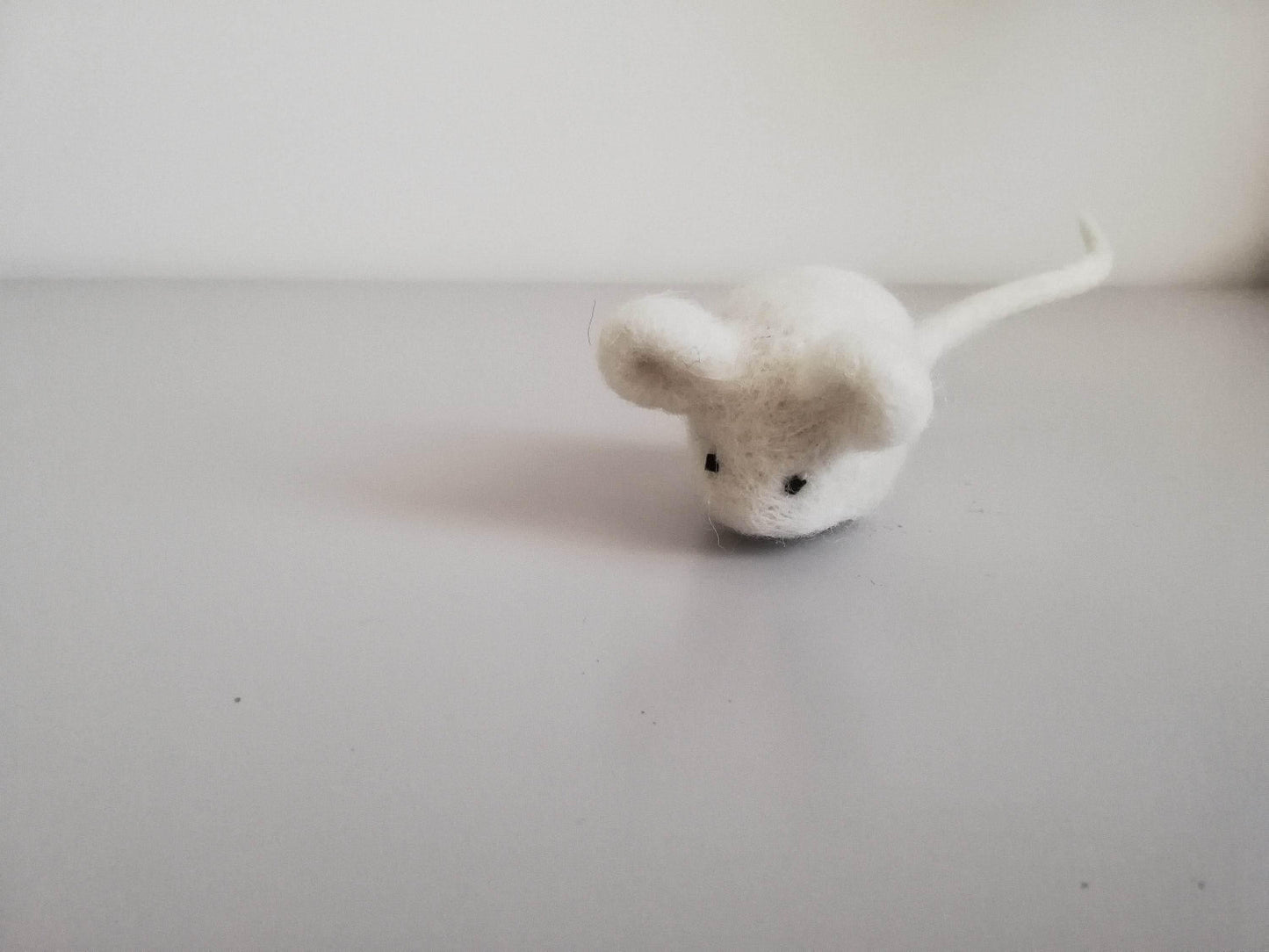 Handfelted Cat Toy Mouse - Interactive Kitten Toy - Home Soul