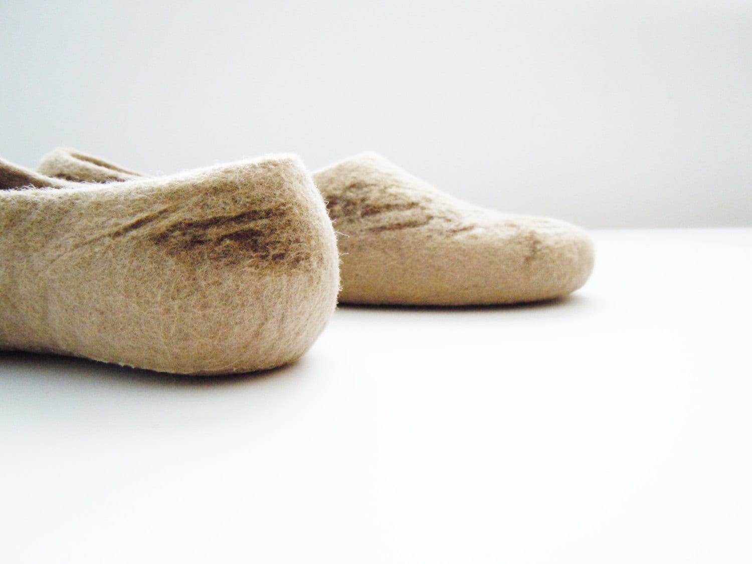 Felted wool slippers, house shoes - Home Soul