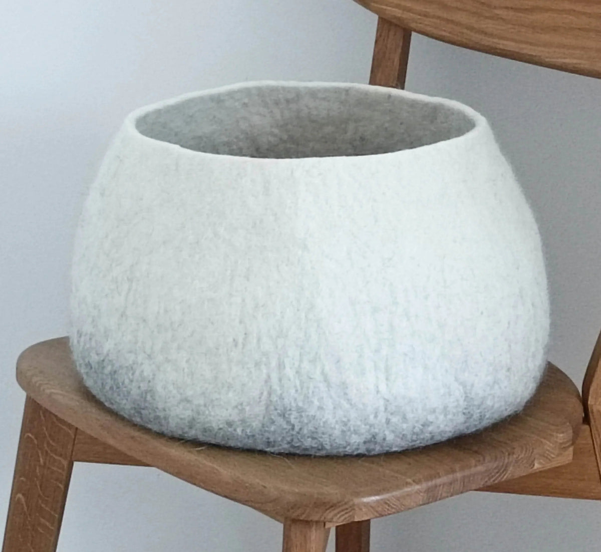 Scandinavian Pet Basket - Nordic Design Cat Bed - Home Soul