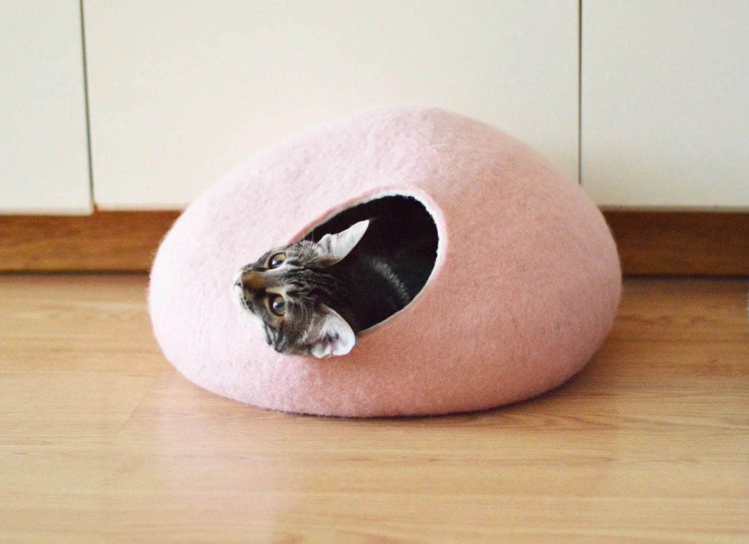 Baby Pink Cat Bed - Eco-Friendly Pet Cave - Home Soul