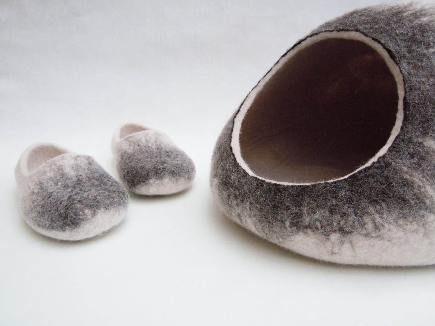 Ombre Wool Pet Bed - Gradient Cat Cave - Home Soul