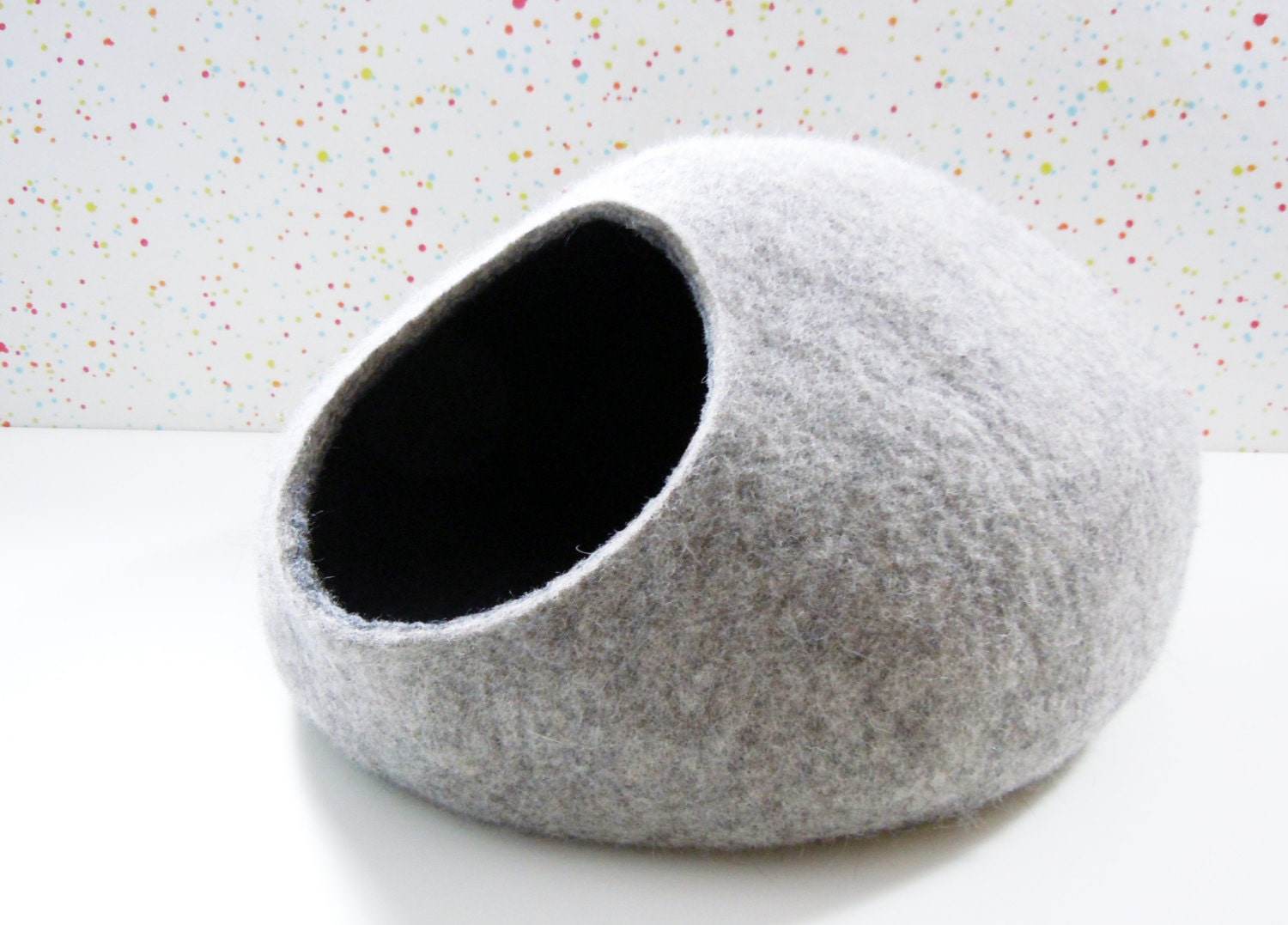 Felted Cat House - Custom Color Pet Bed - Home Soul