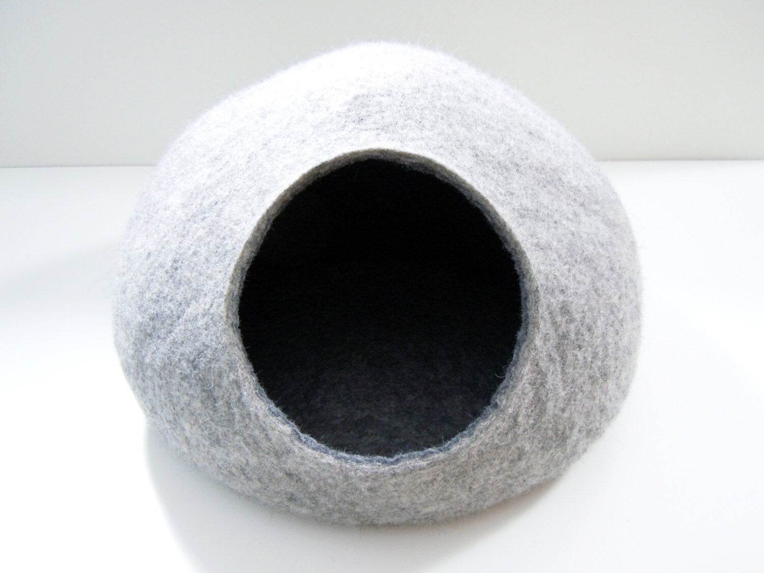 Felted Cat House - Custom Color Pet Bed - Home Soul