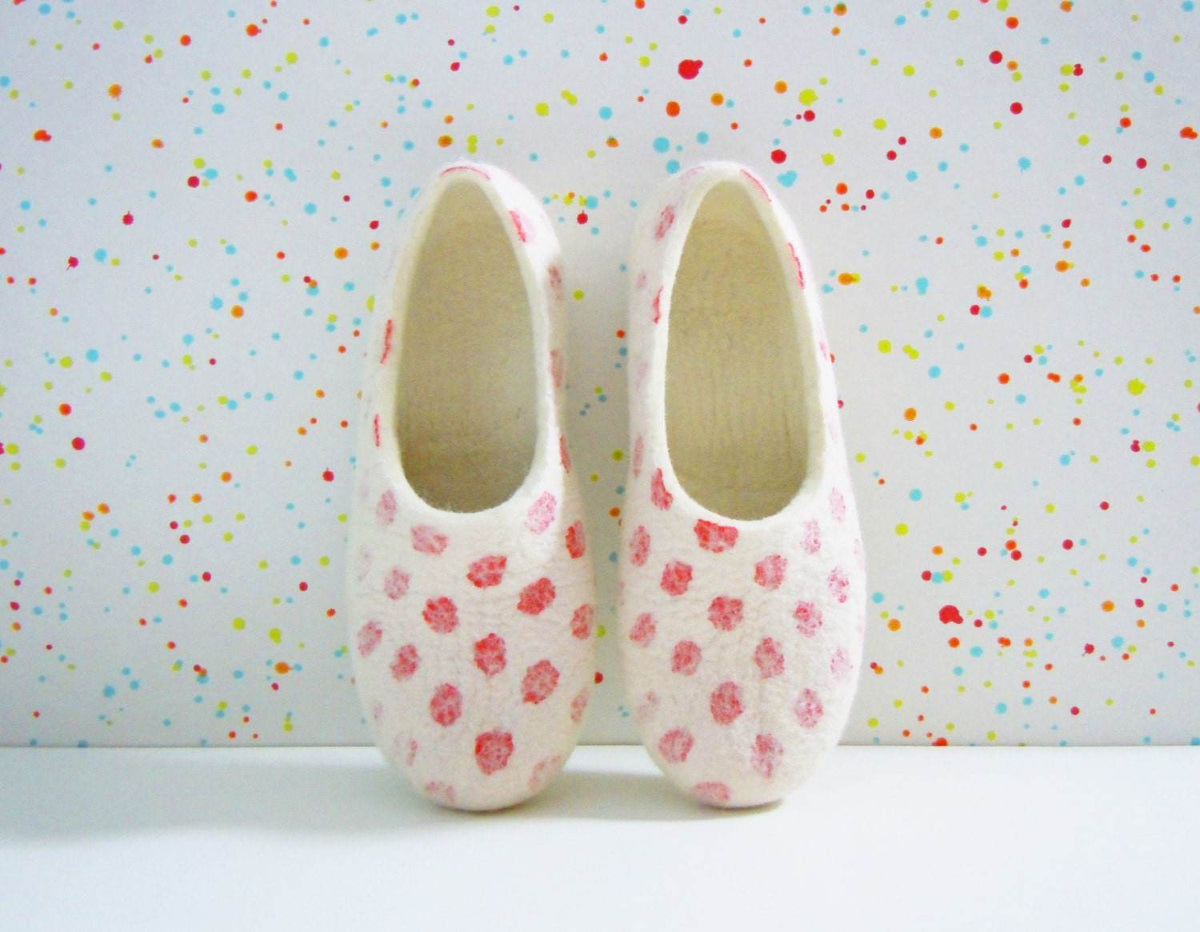 Red Dots Slippers - Vibrant House Shoes - Home Soul