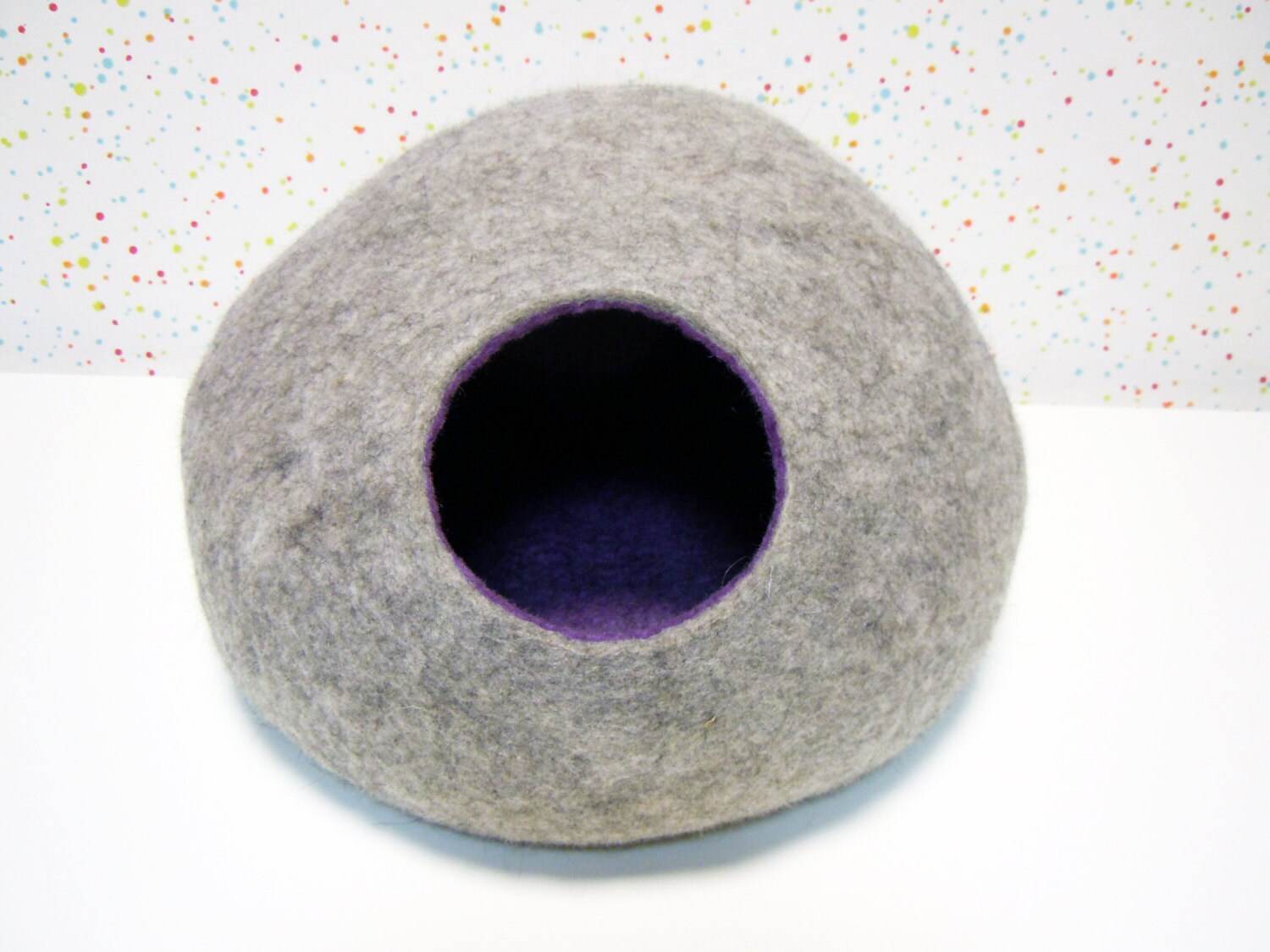 Stylish Two Color Pet Bed - Custom Cat Cave - Home Soul